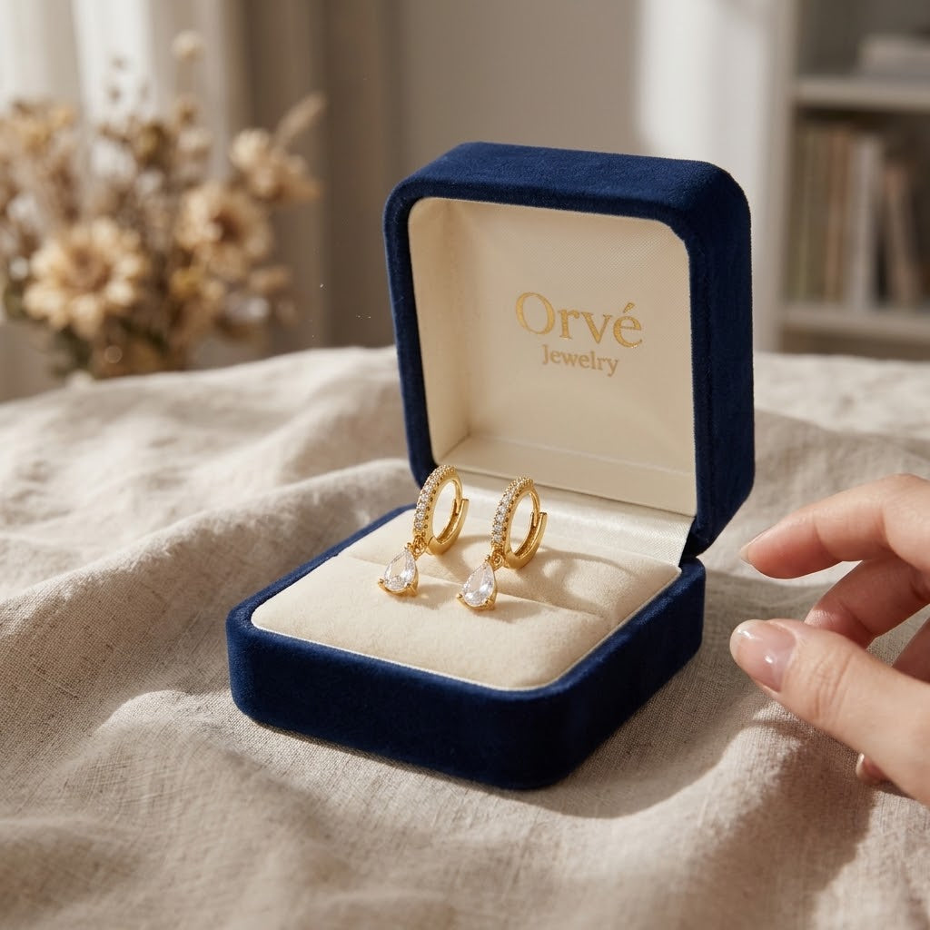 Premium Crystal Hoop Earrings — Elegant Gold Event Earrings