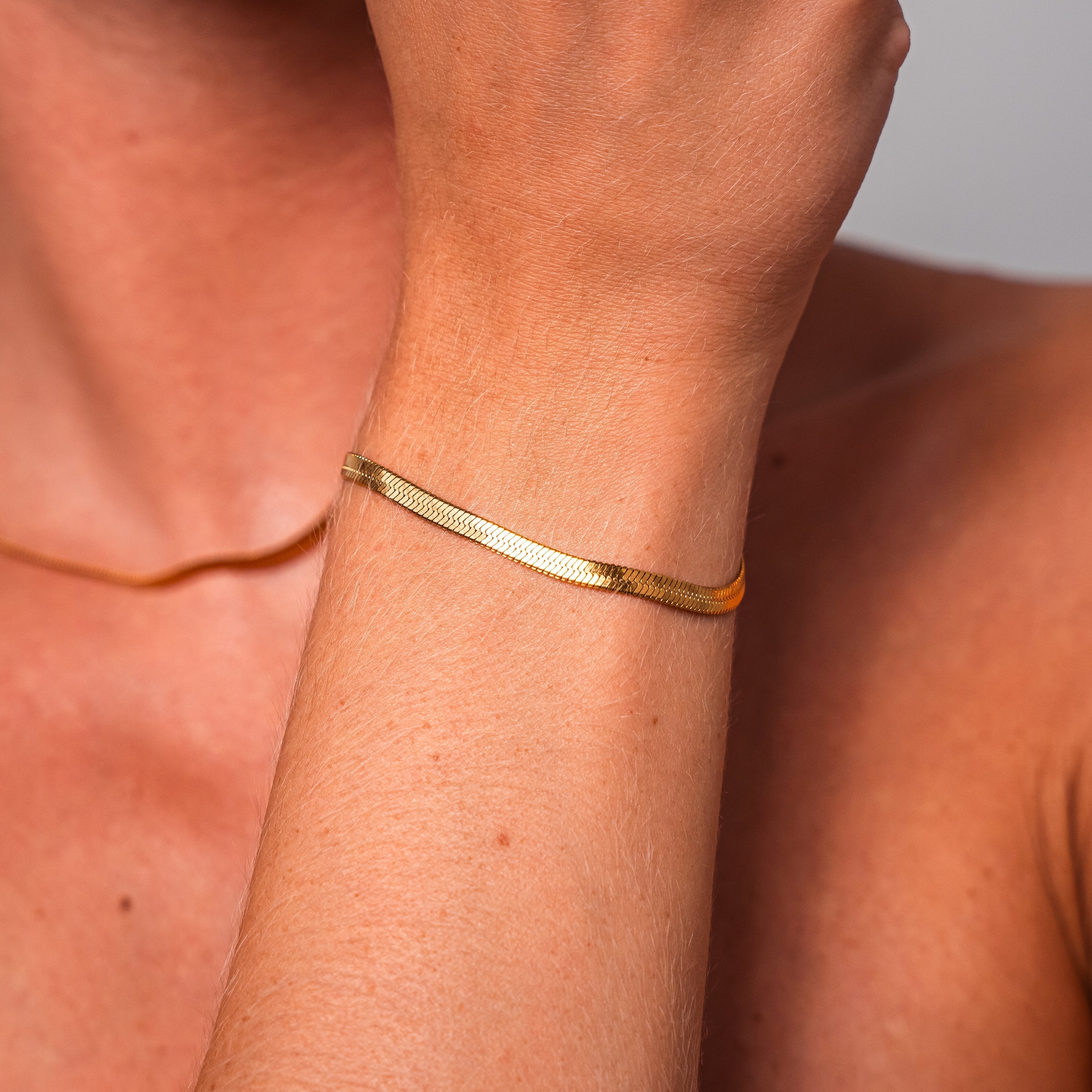 Sarya Snake Bracelet — Bold Serpent-Inspired Statement Bracelet