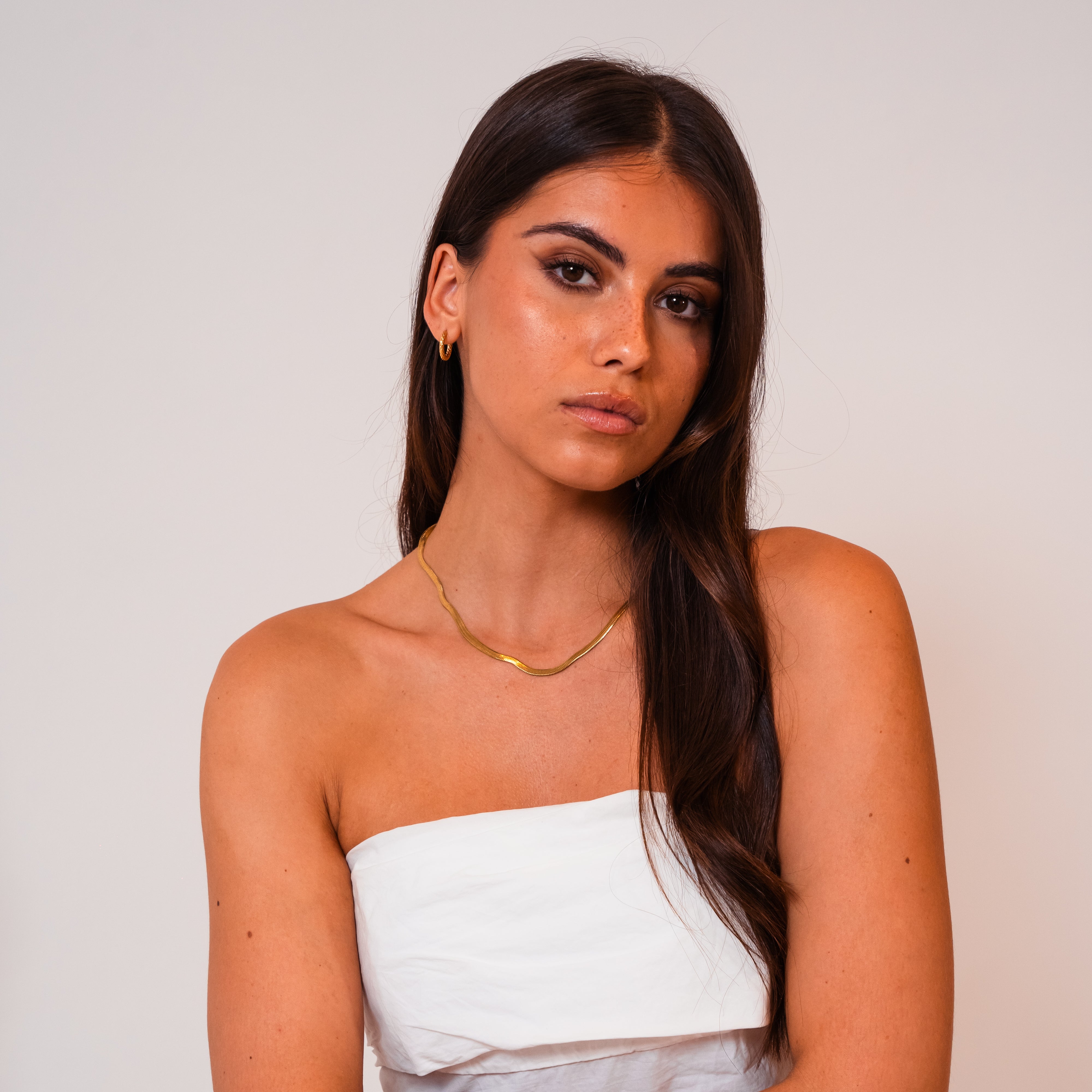 Milla Herringbone Necklace — Waterproof 18K Gold Everyday Necklace