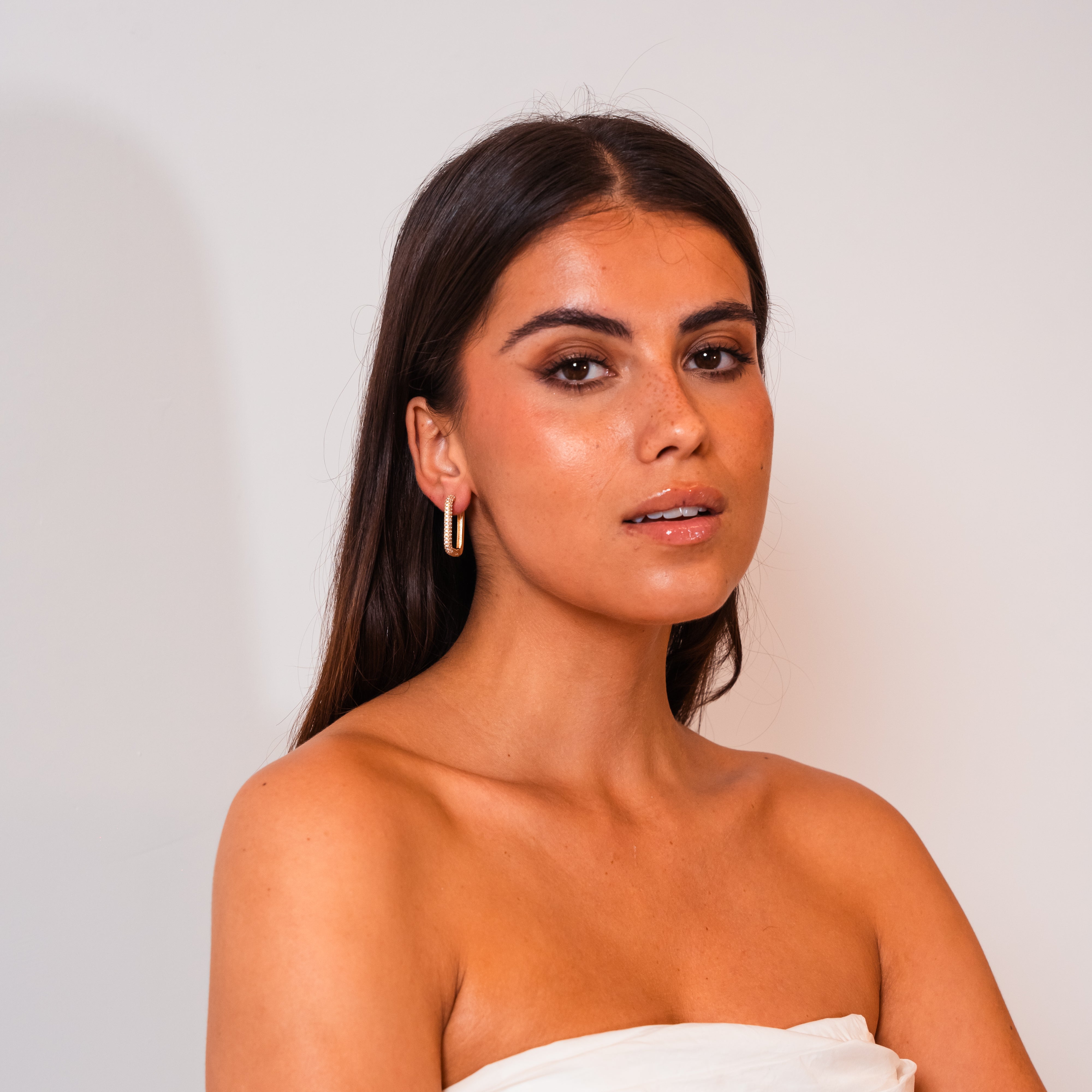 Stellar Sirius U-Shaped Earrings — Lightweight Everyday Statement Earrings