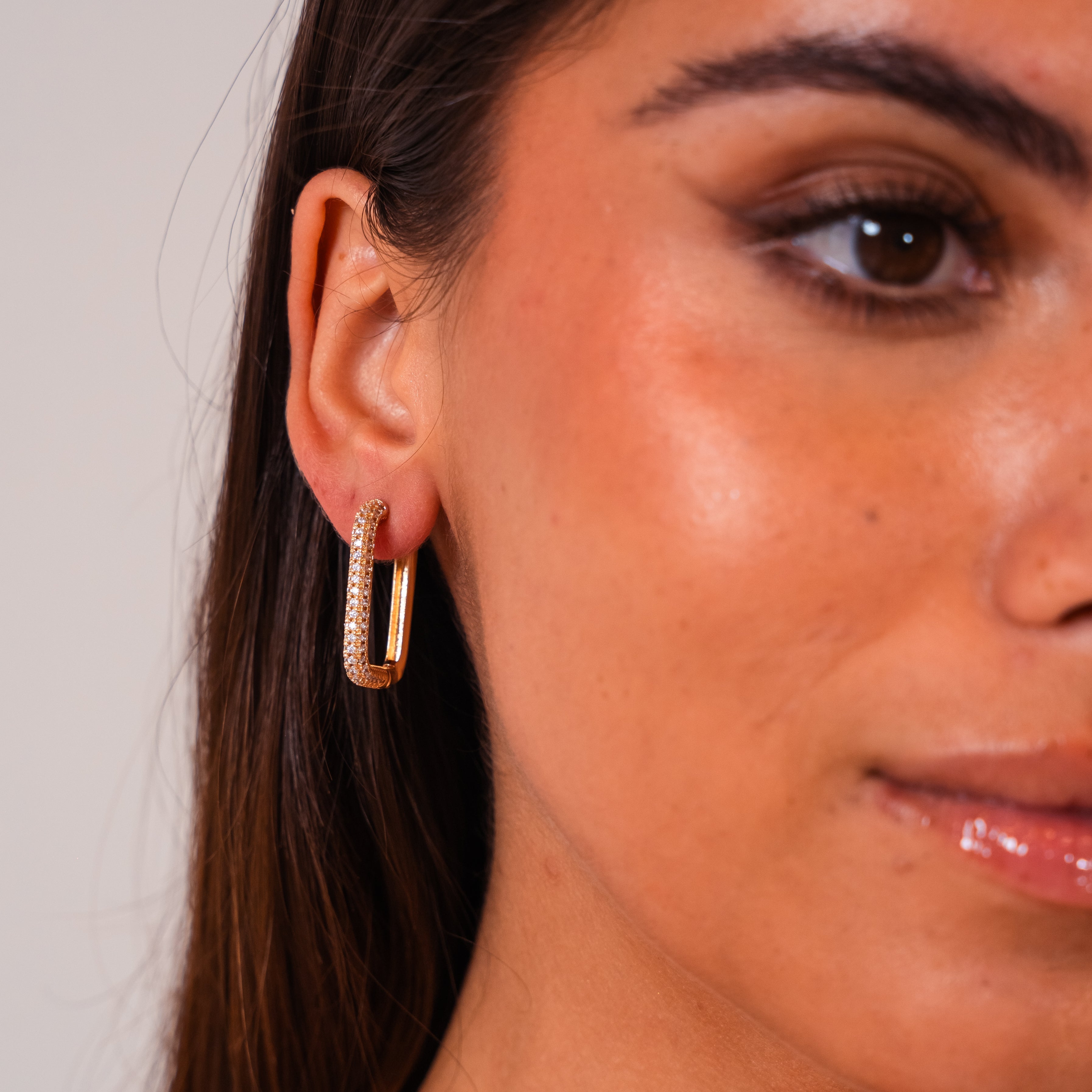 Stellar Sirius U-Shaped Earrings — Lightweight Everyday Statement Earrings
