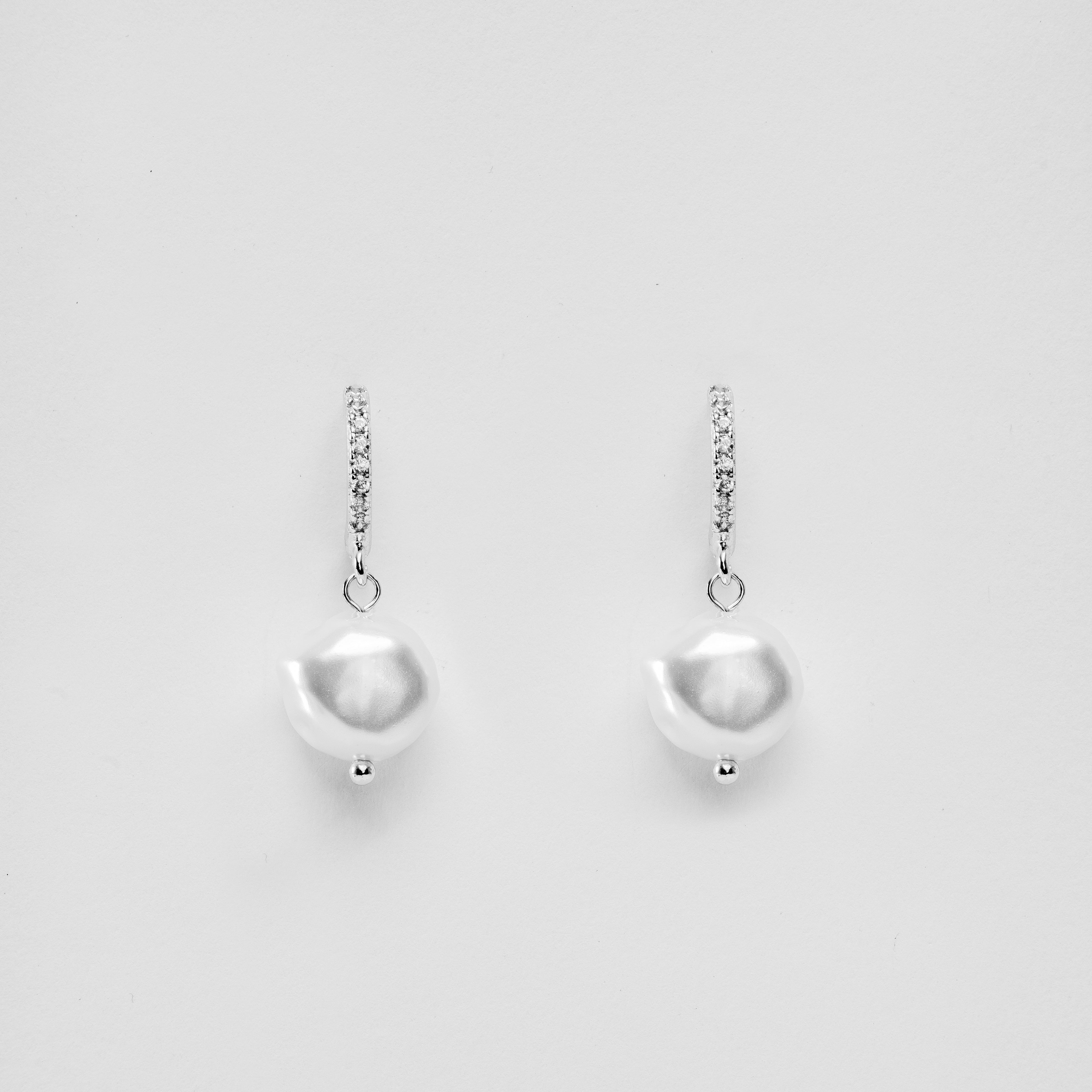 Selena Freshwater Pearl Earrings — Waterproof Real Baroque Pearl Earrings