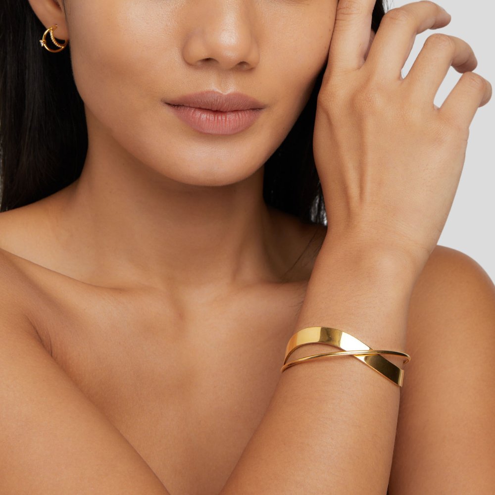 Eve Unique Gold Bangle — Sculptural Everyday Statement Piece