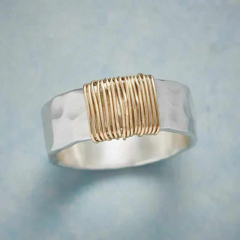Golden Boho Threads Ring — Waterproof Minimalist Twisted Gold Ring