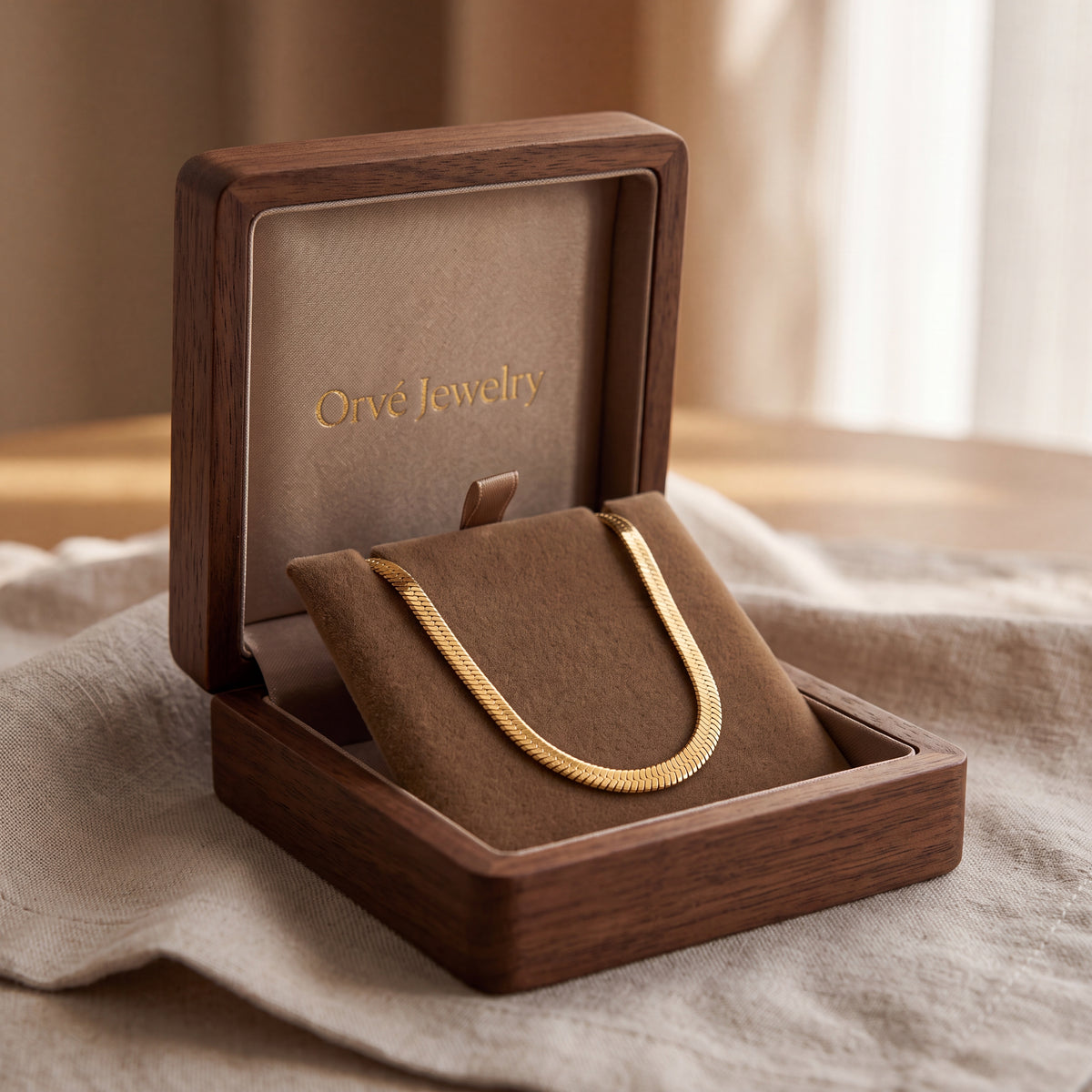 Snake Chain Gold Necklace — Minimalist Waterproof Layering Necklace