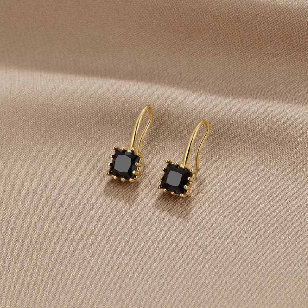 Wonder Crystal Drop Earrings — Elegant Everyday Gold Drop Earrings