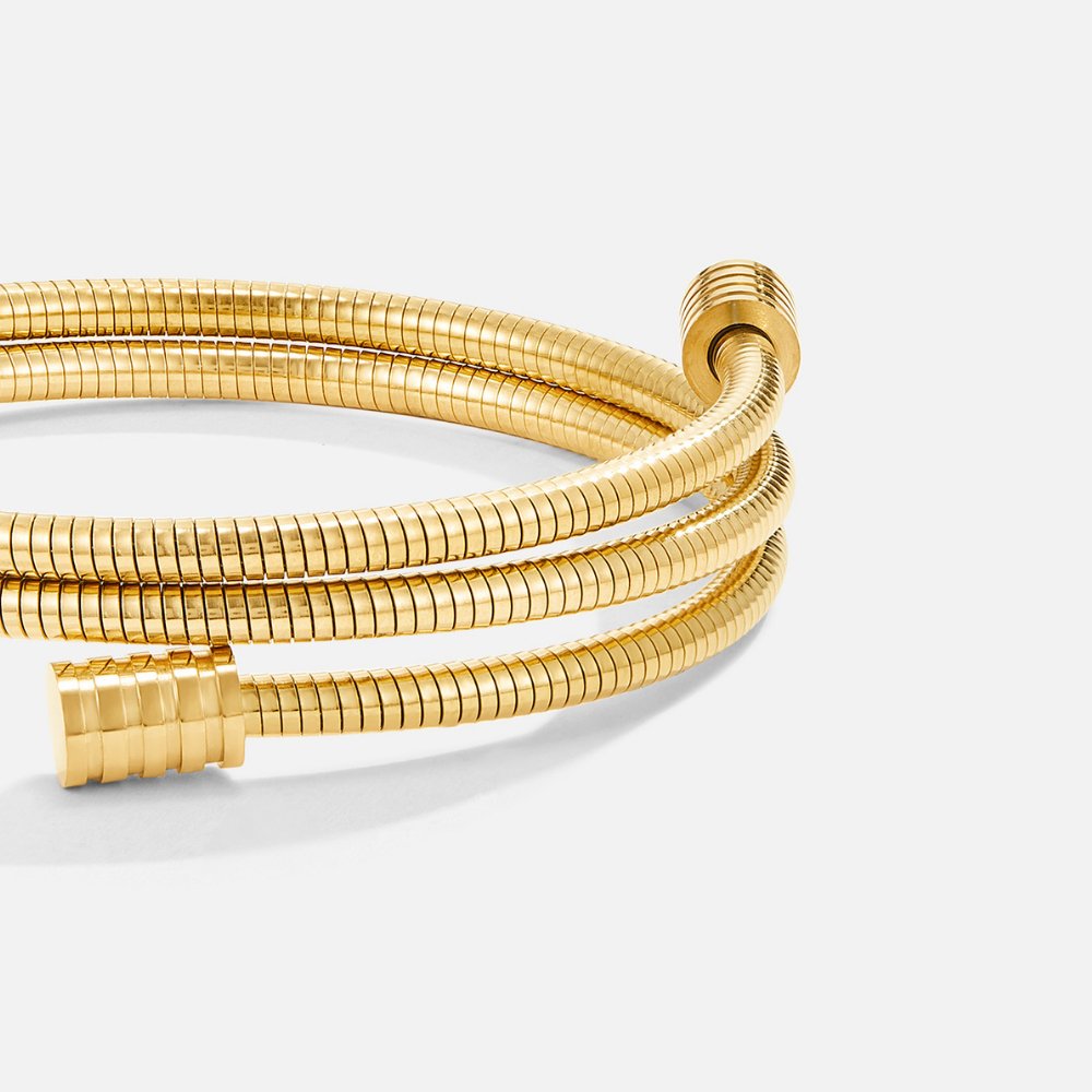 Twisted Gold Bracelet — Minimalist Waterproof Stainless Steel