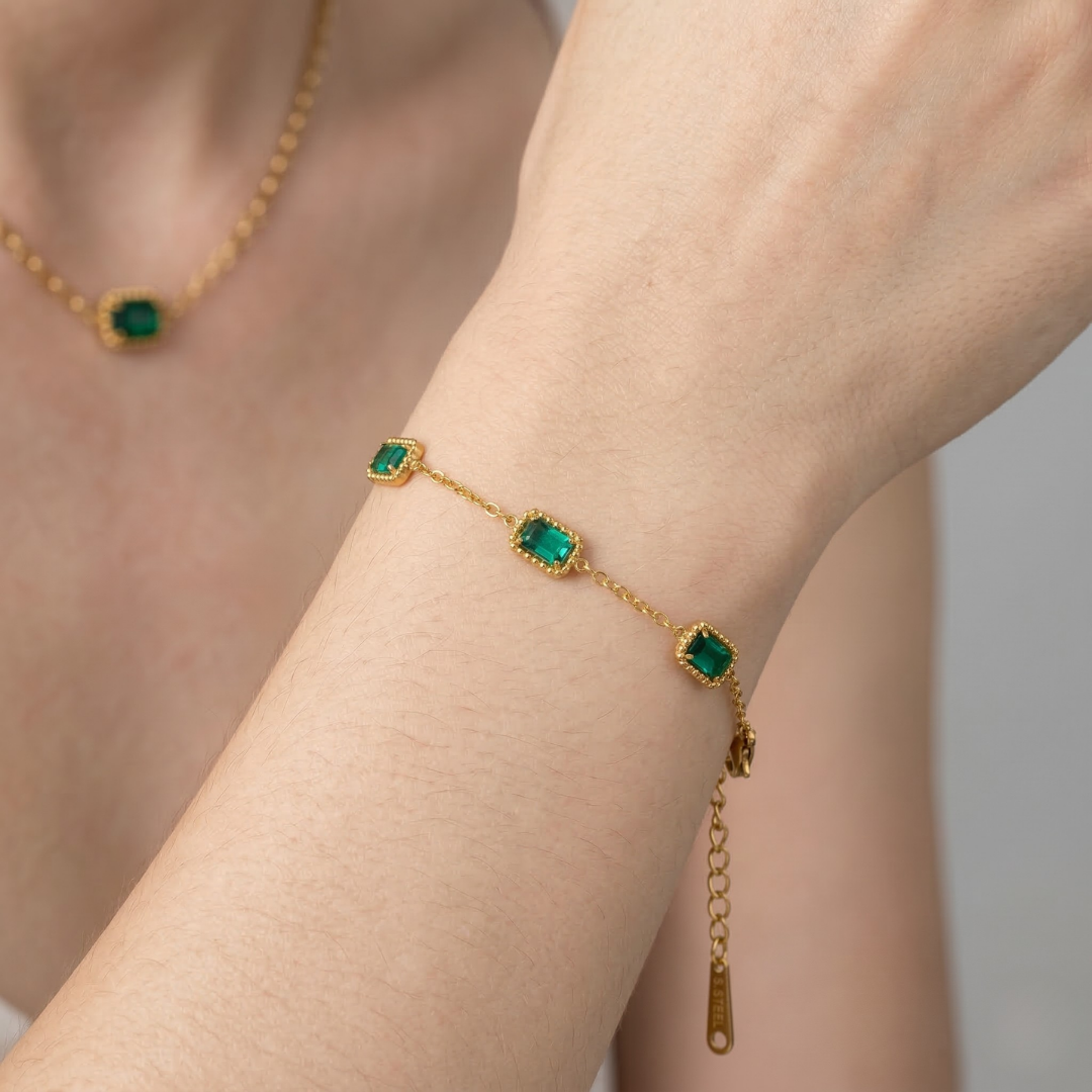 Trinity of Emerald Elegance Bracelet — Sparkling Emerald Stone Bracelet