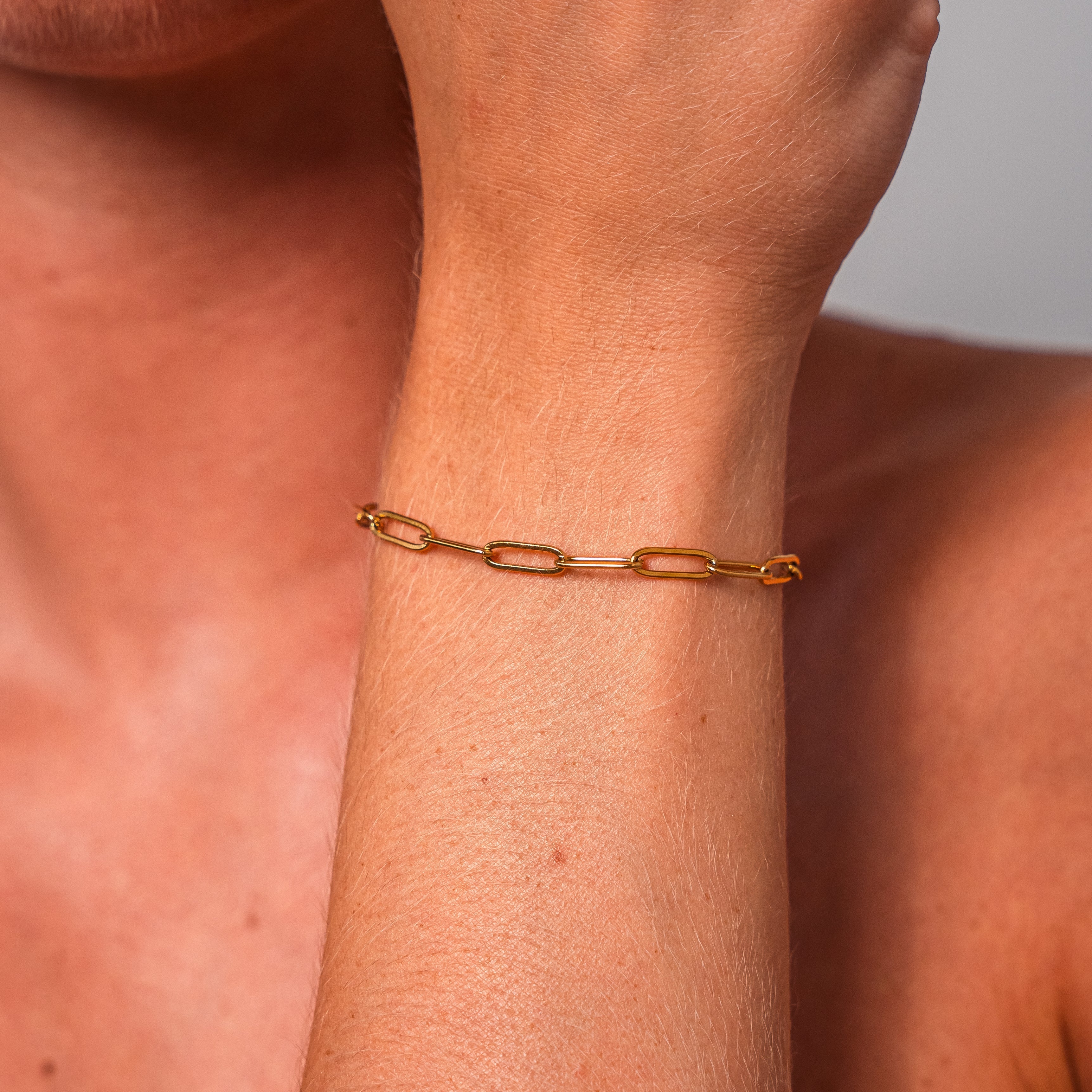 Metal Paperclip Chain Bracelet — Waterproof Adjustable Everyday Bracelet