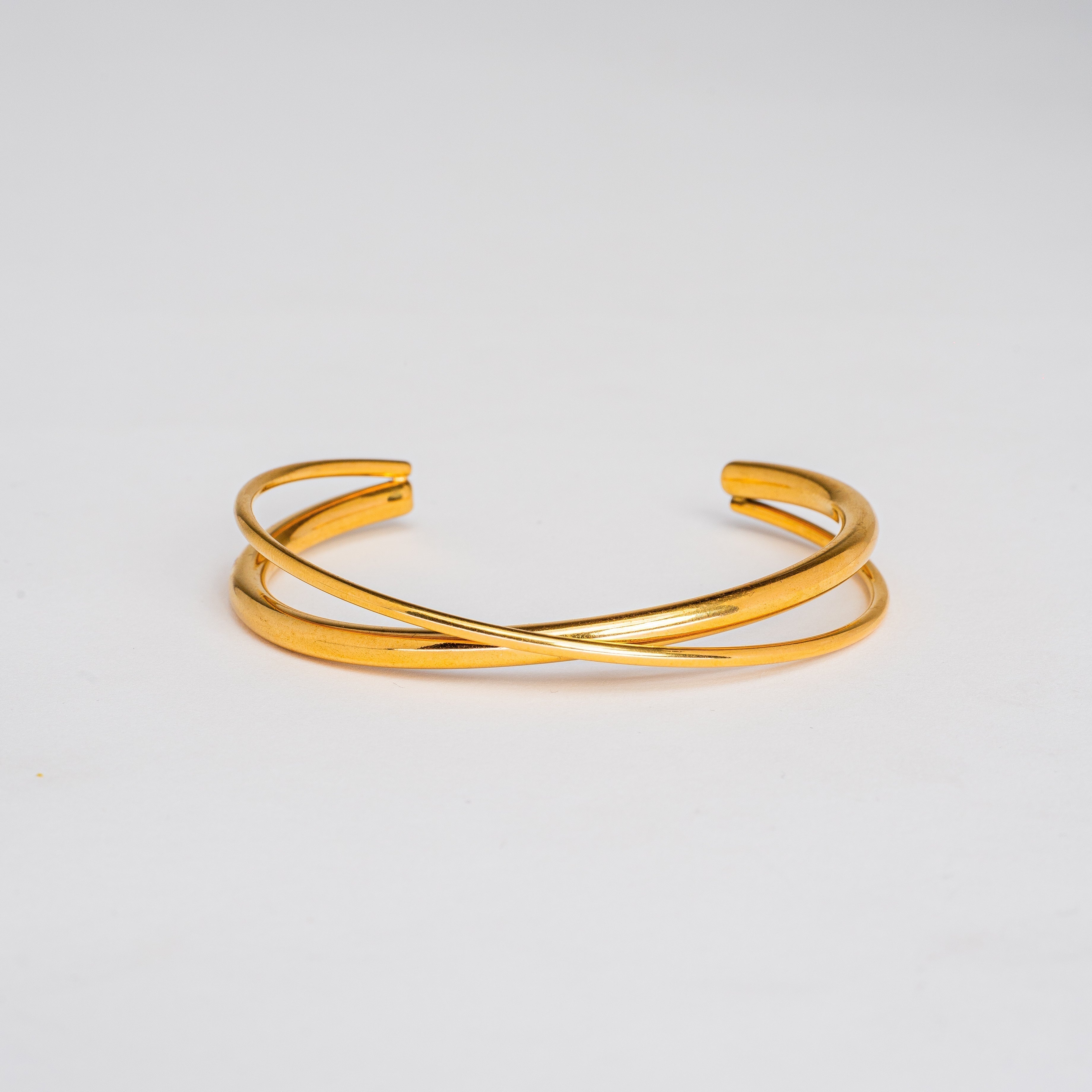 Elegant Eva Bracelet — Twisted Design Everyday Chic Bracelet
