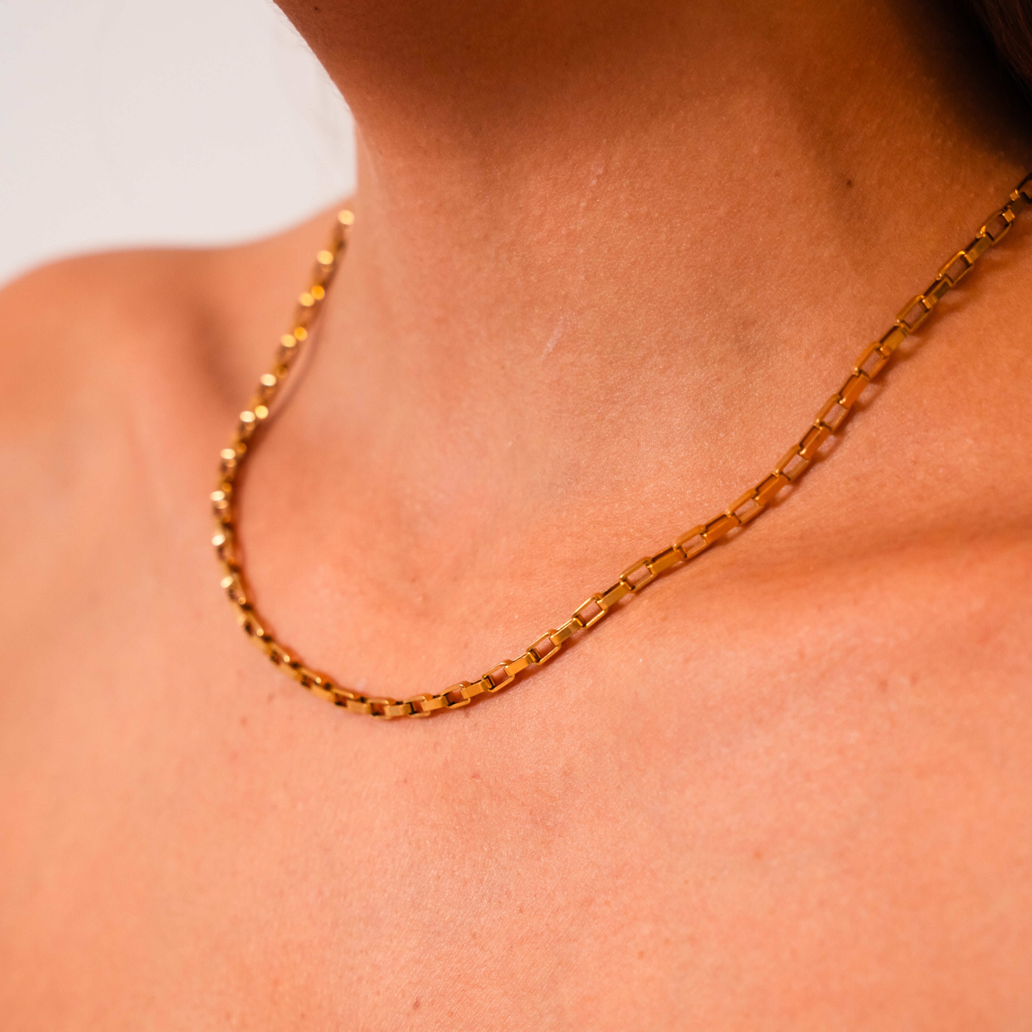 Venna Rectangle Chain Necklace — Minimalist Gold Everyday Necklace