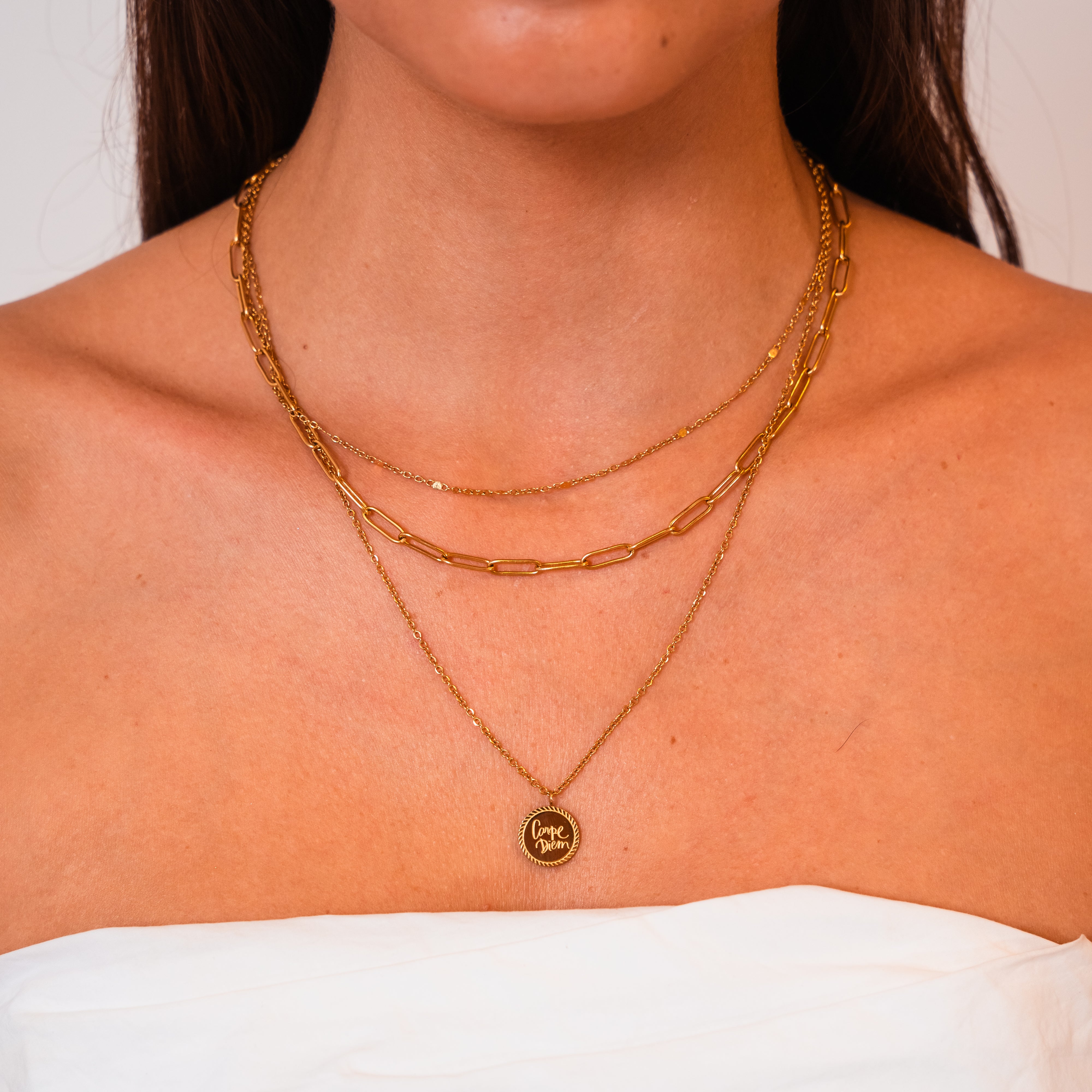 Geya Coin Chain Necklace — Trendy Coin Pendant Everyday Necklace