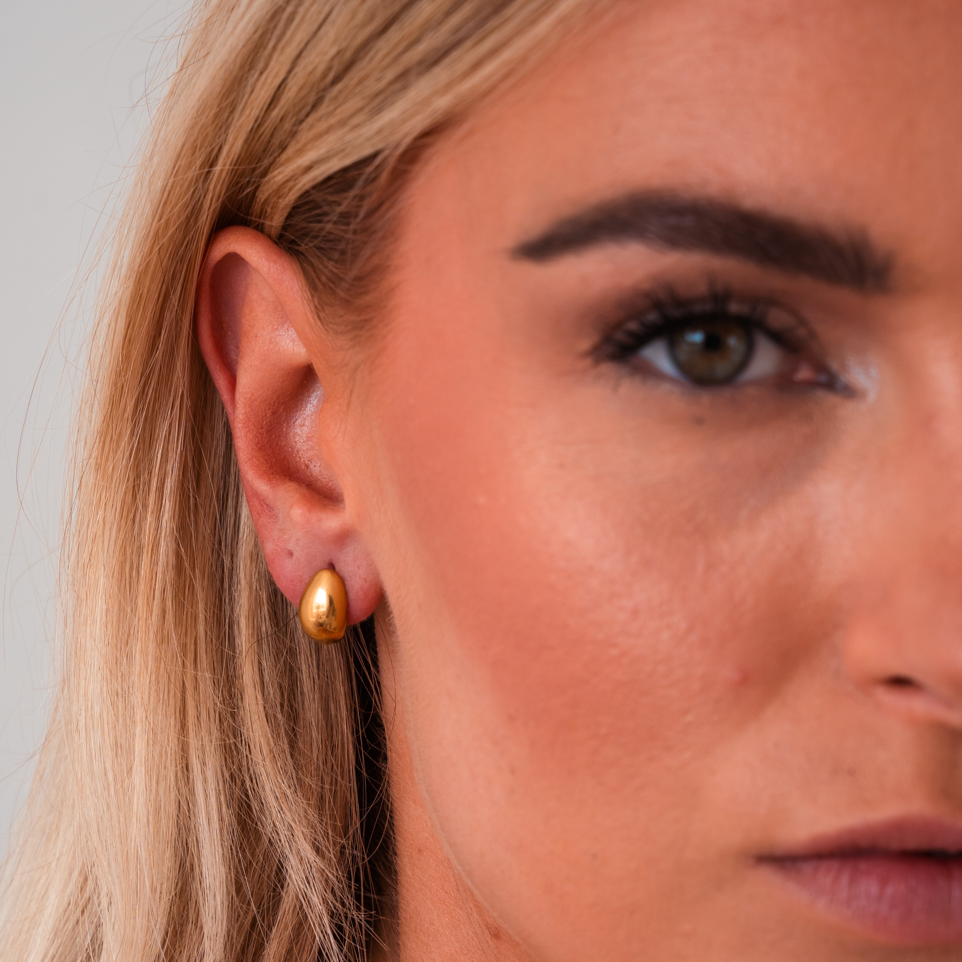 Lissandra Elixir Drop Earrings — Wavy Everyday Statement Earrings