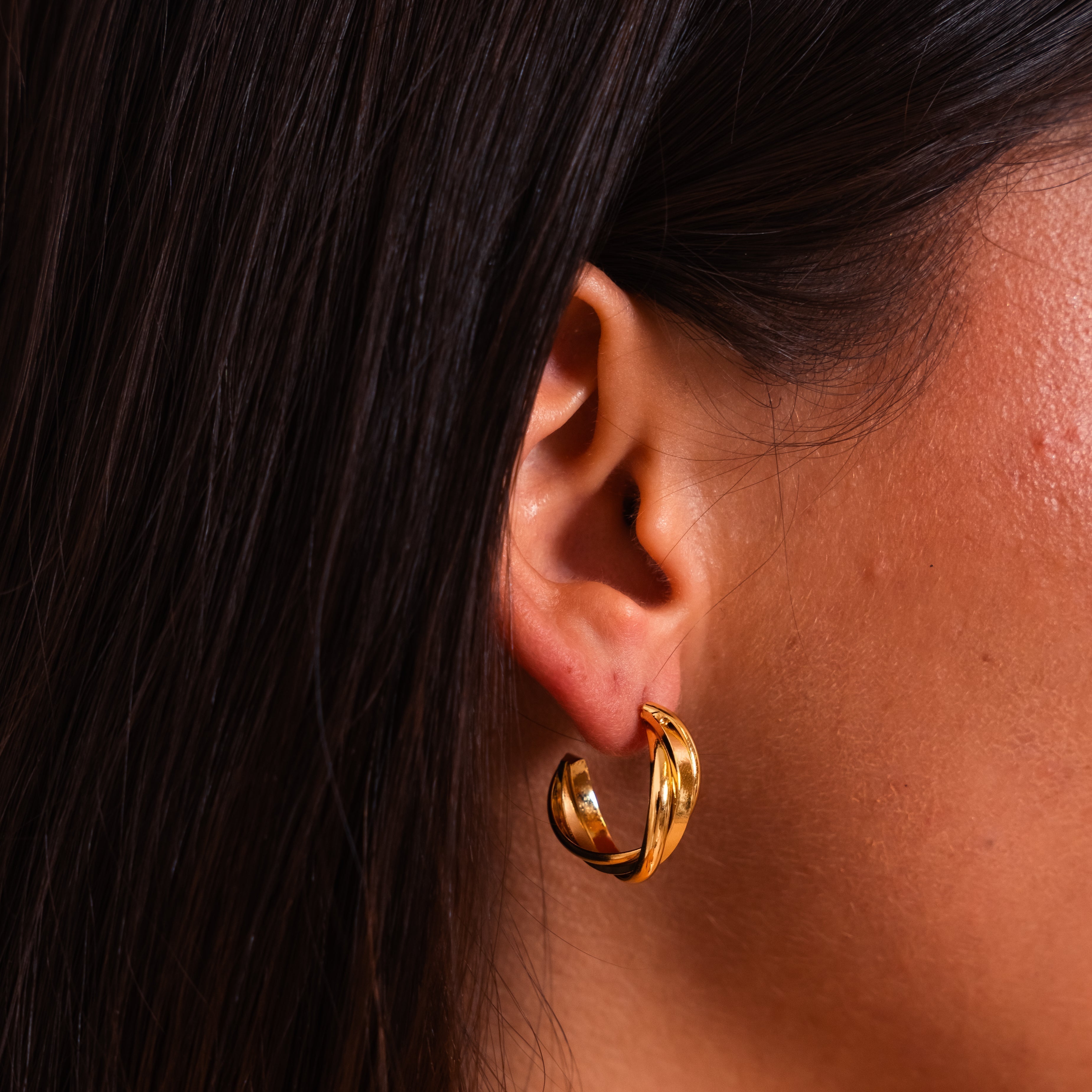 Milan Gold Hoop Earrings — Timeless Everyday Gold Ring Earrings