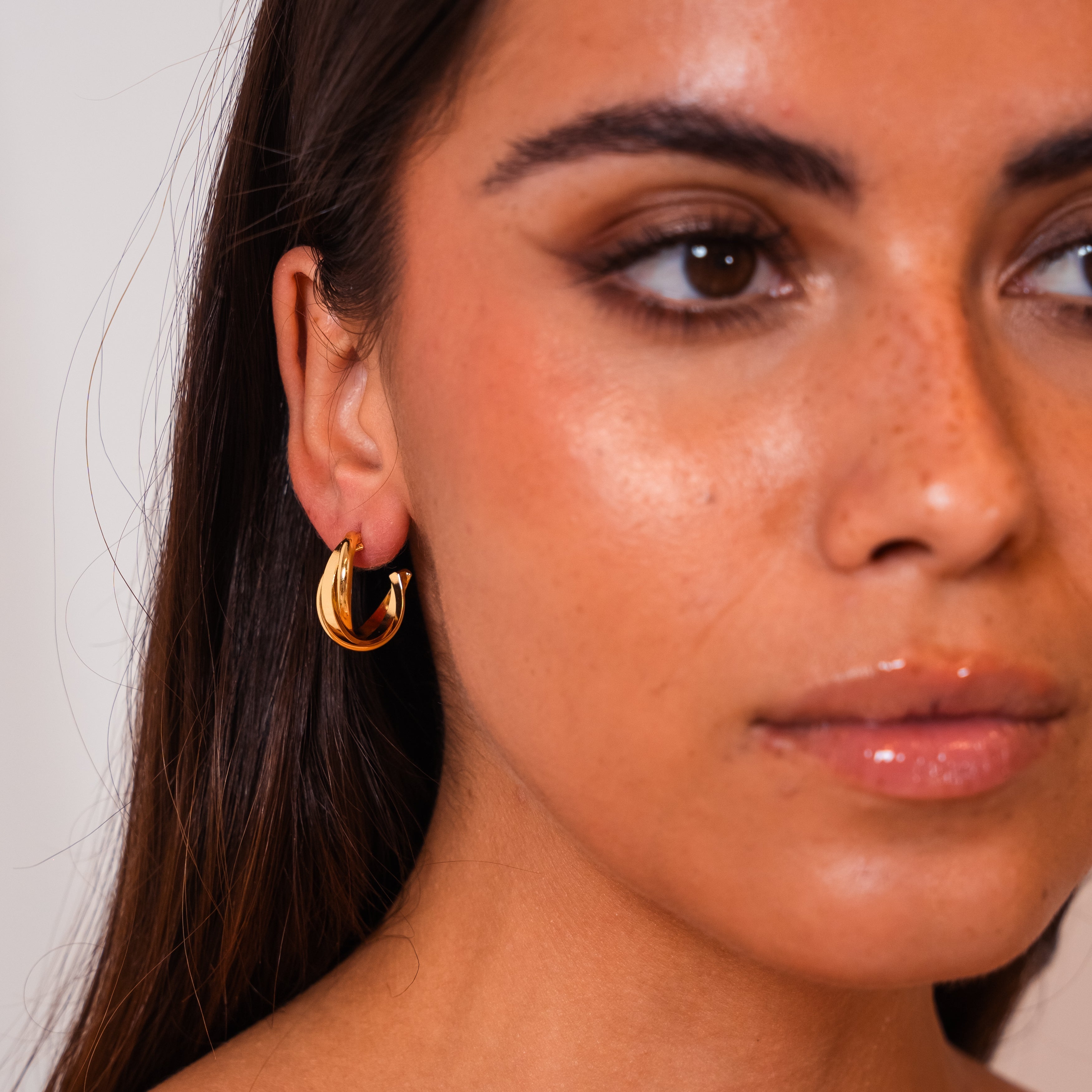 Milan Gold Hoop Earrings — Timeless Everyday Gold Ring Earrings