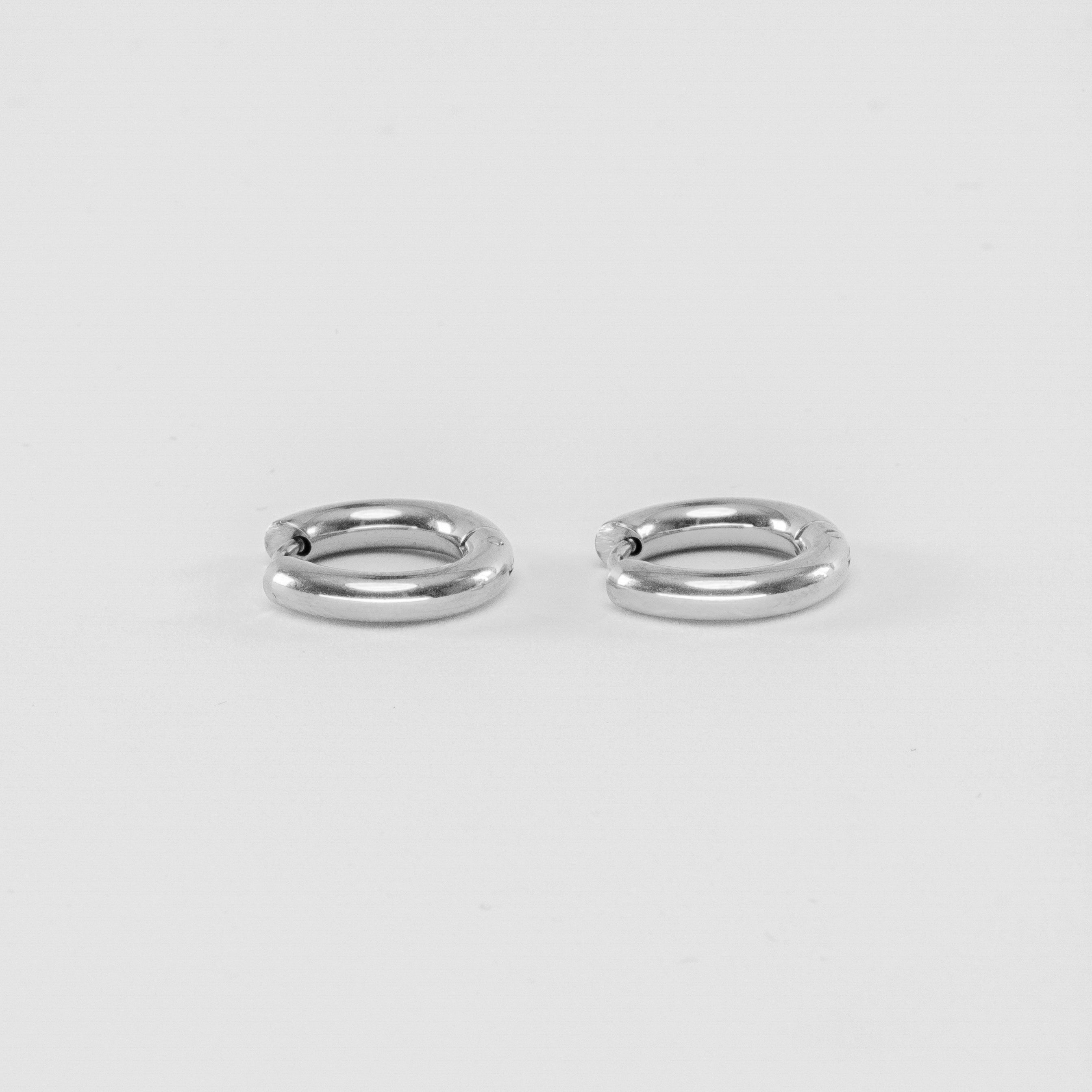 Timeless Elegance Gold Hoop Earrings — Lightweight Waterproof Everyday Hoops