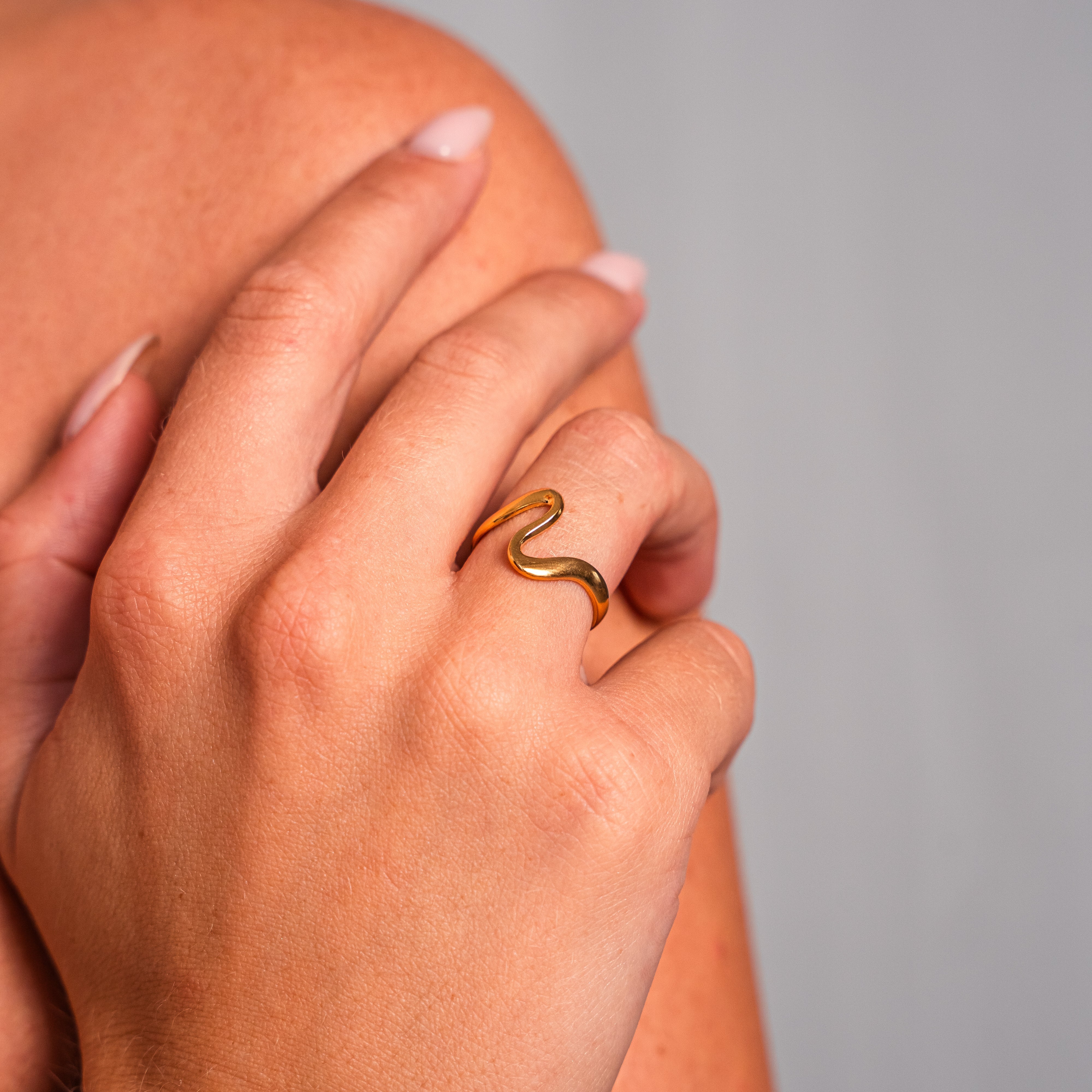 Ocean-Inspired Wave Band Ring — Adjustable Waterproof Minimalist Ring