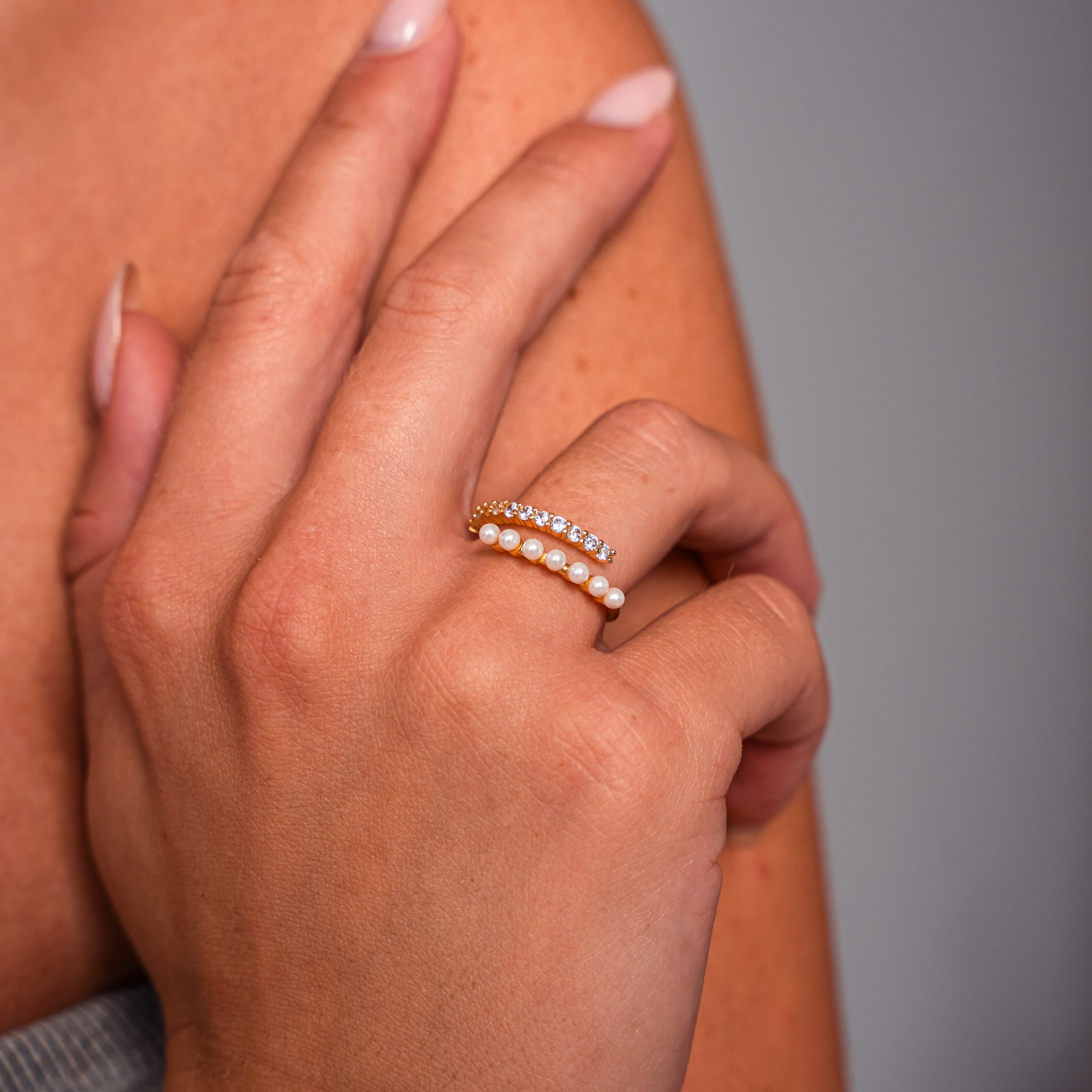 Cozy Wrap Pearl & Crystal Ring — Adjustable Simulated Pearl Statement Ring
