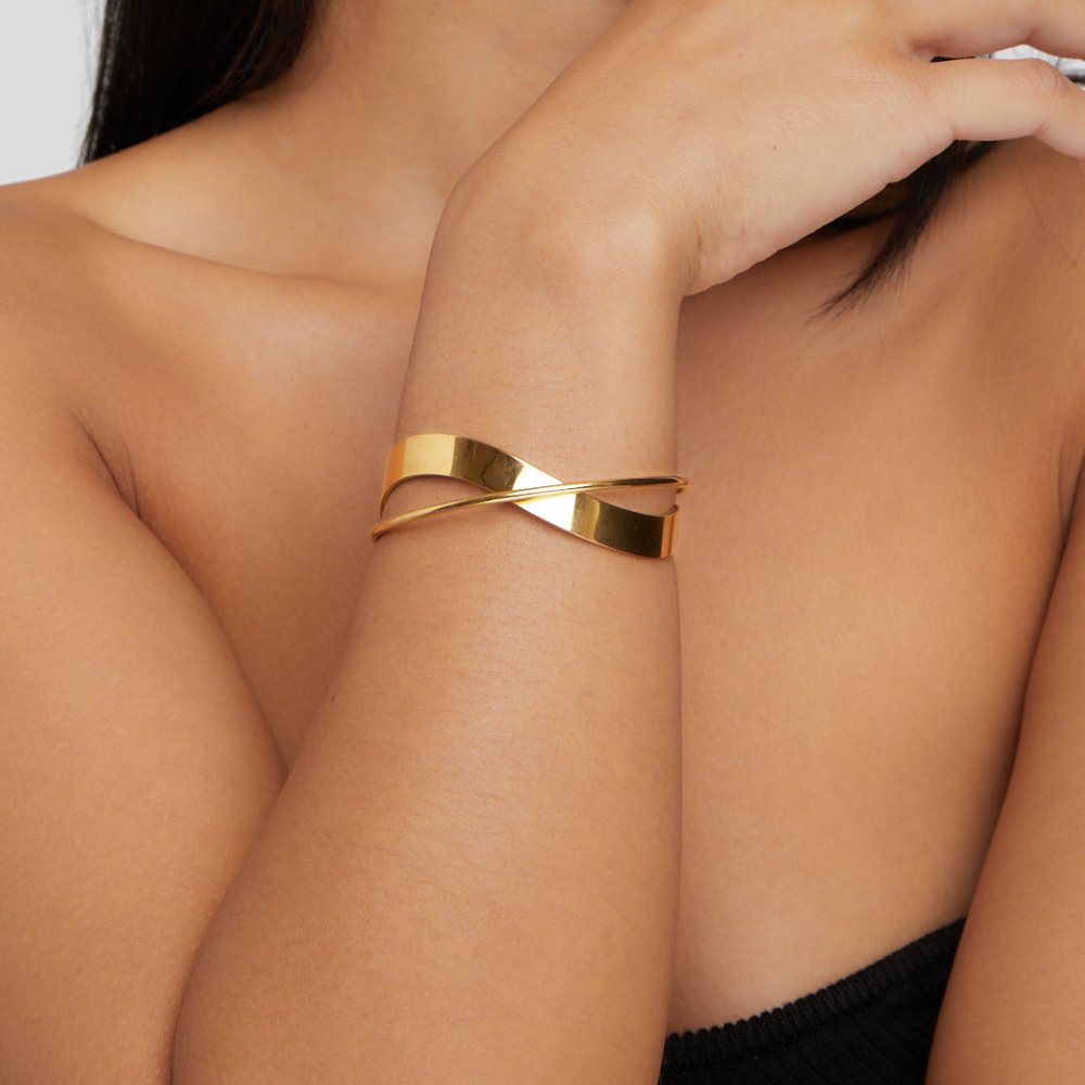 Eve Unique Gold Bangle — Sculptural Everyday Statement Piece