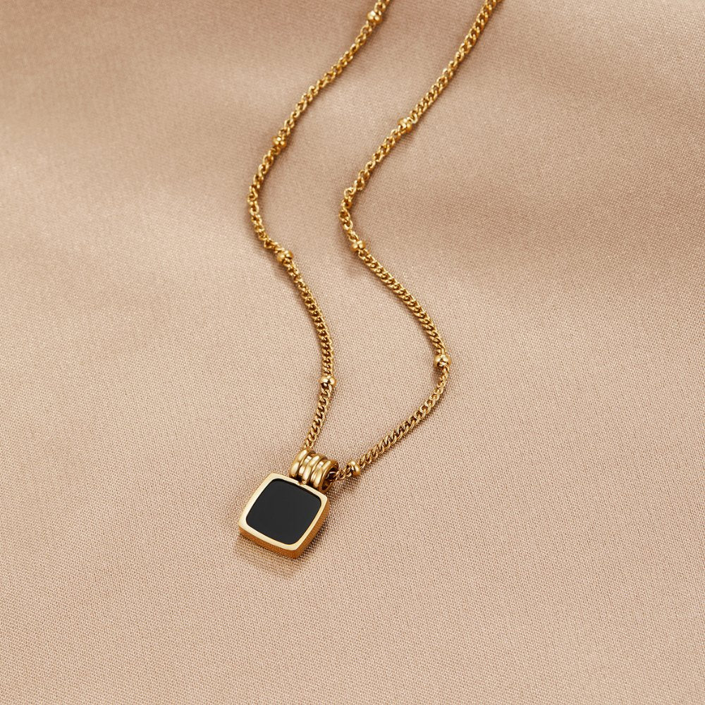 Midnight Chic Gold Necklace — Waterproof Minimalist Pendant Necklace